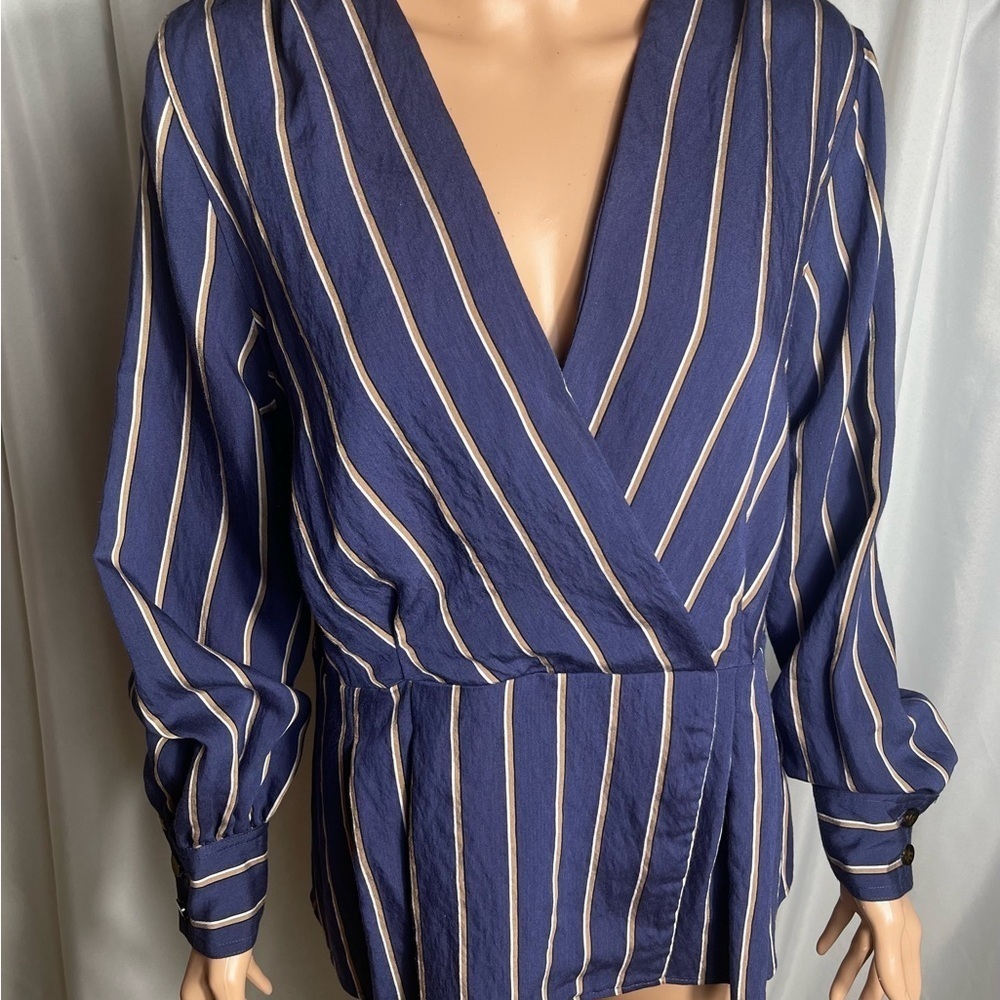 Topshop Women’s Size 6 Striped Blue and Tan Blouse Button Wrists Long Sleeve